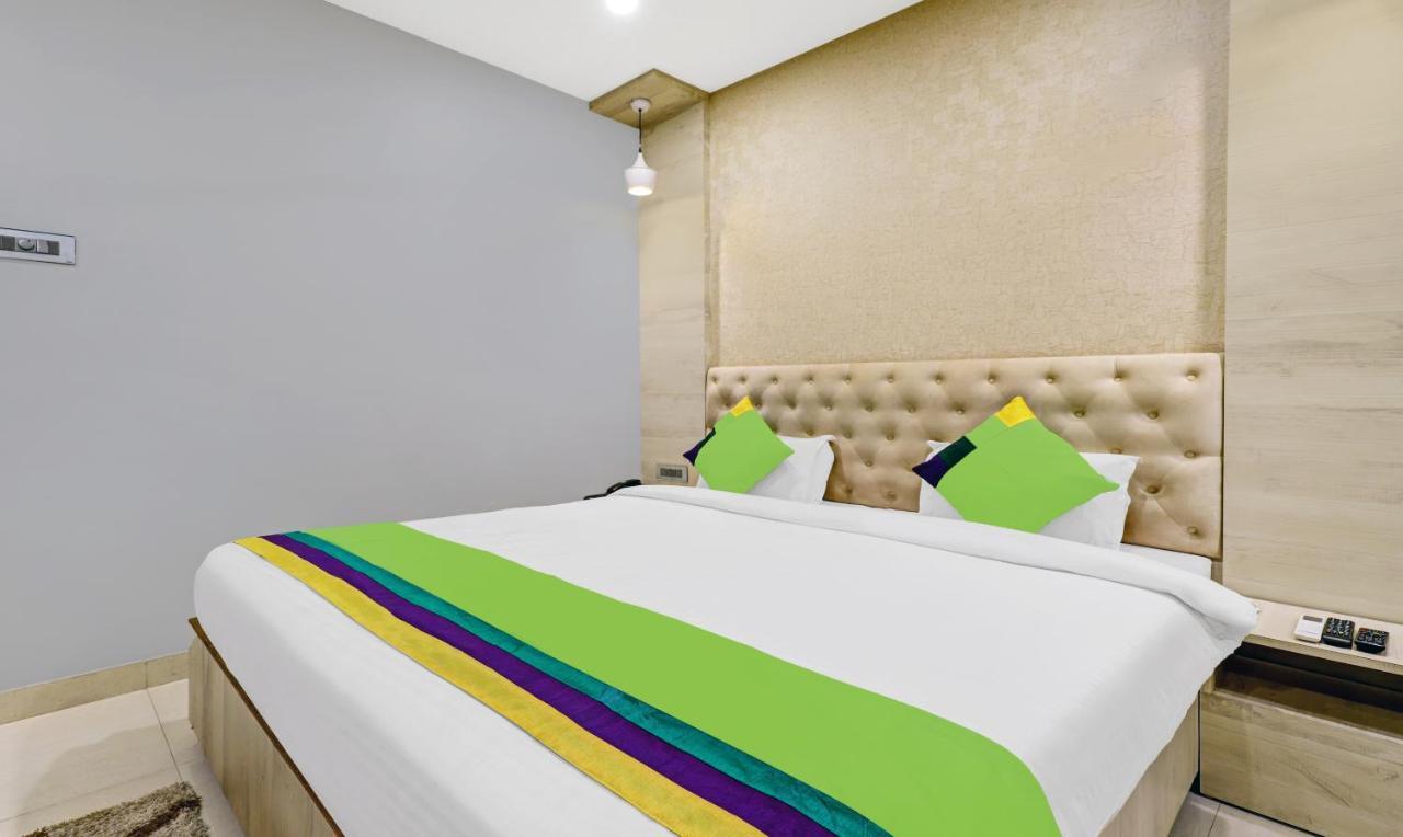 Hotel Treebo Spring Brook Guwahati Esterno foto