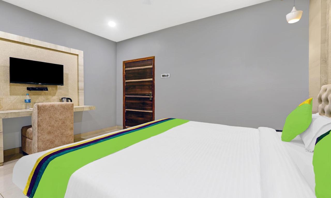 Hotel Treebo Spring Brook Guwahati Esterno foto